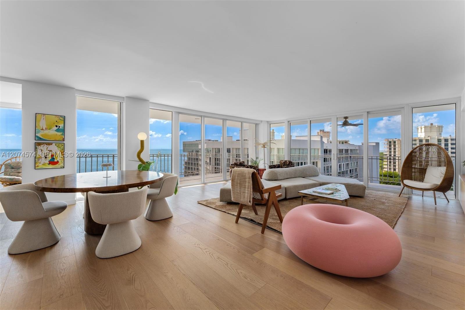 881 Ocean Dr # 10A — Photo 3