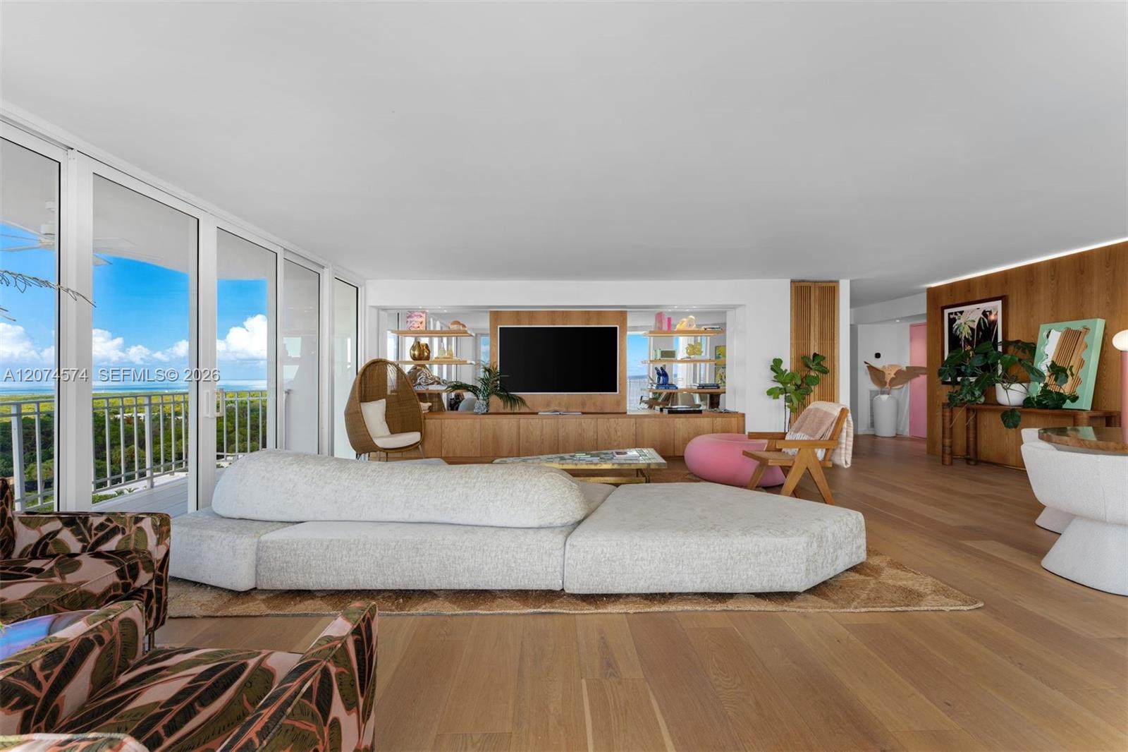 881 Ocean Dr # 10A — Photo 5