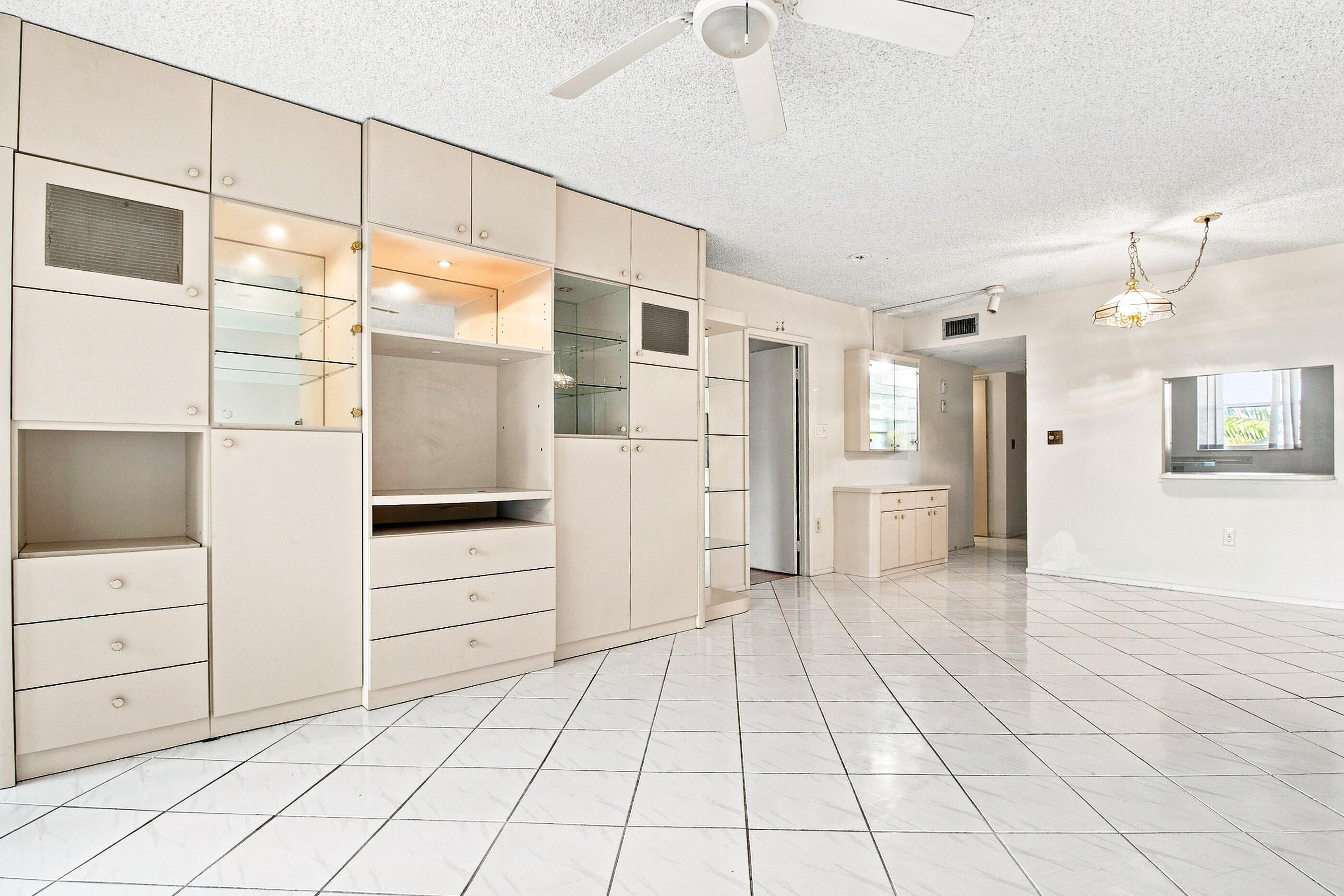 8321 Sands Point Boulevard # D305 — Photo 4