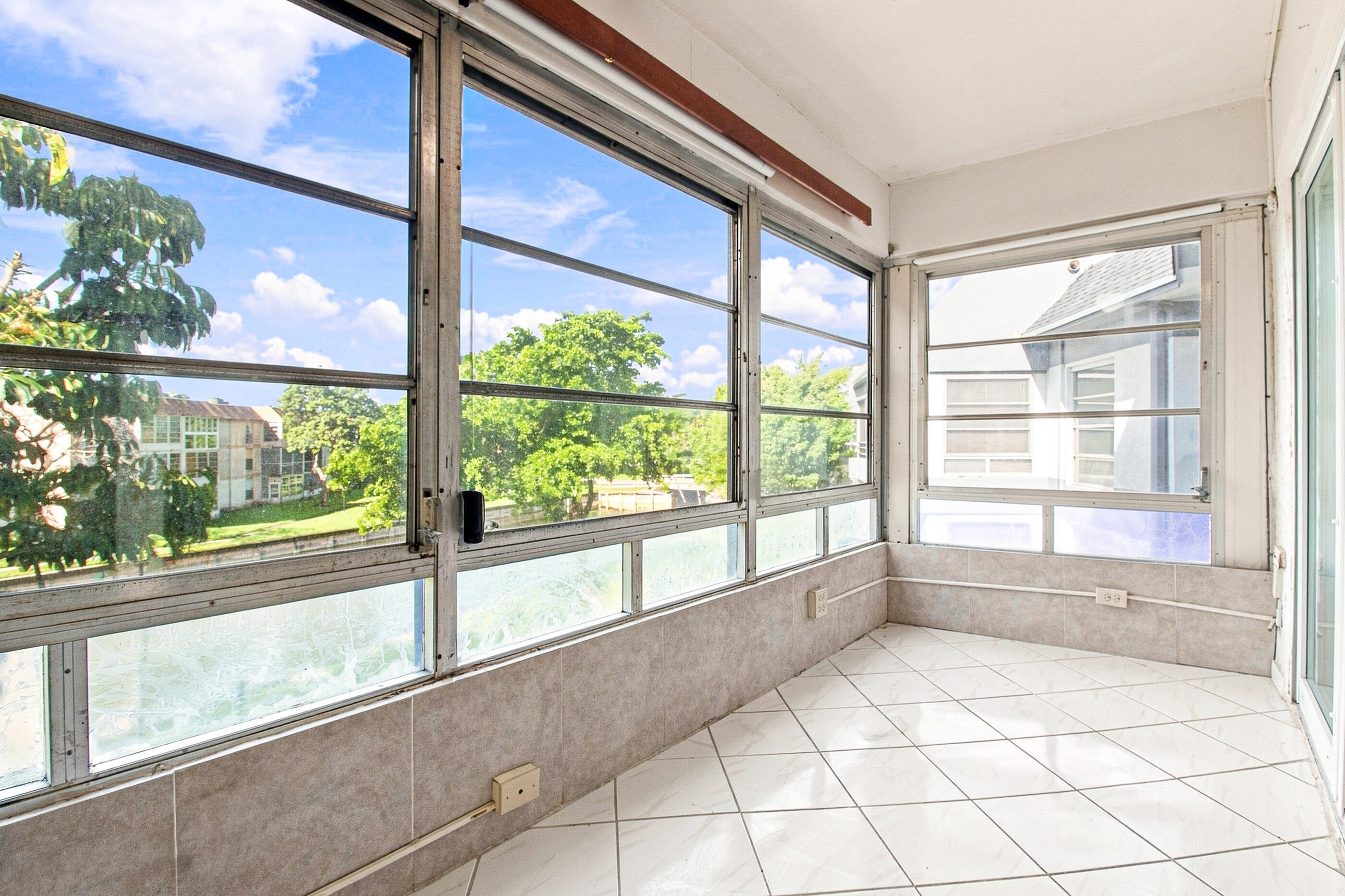 8321 Sands Point Boulevard # D305, Tamarac FL 33321