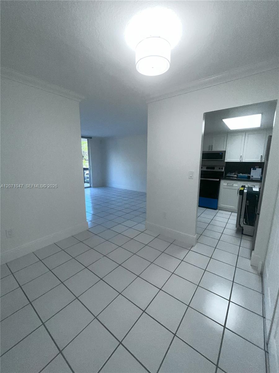 8311 SW 142nd Ave # I204 — Photo 5