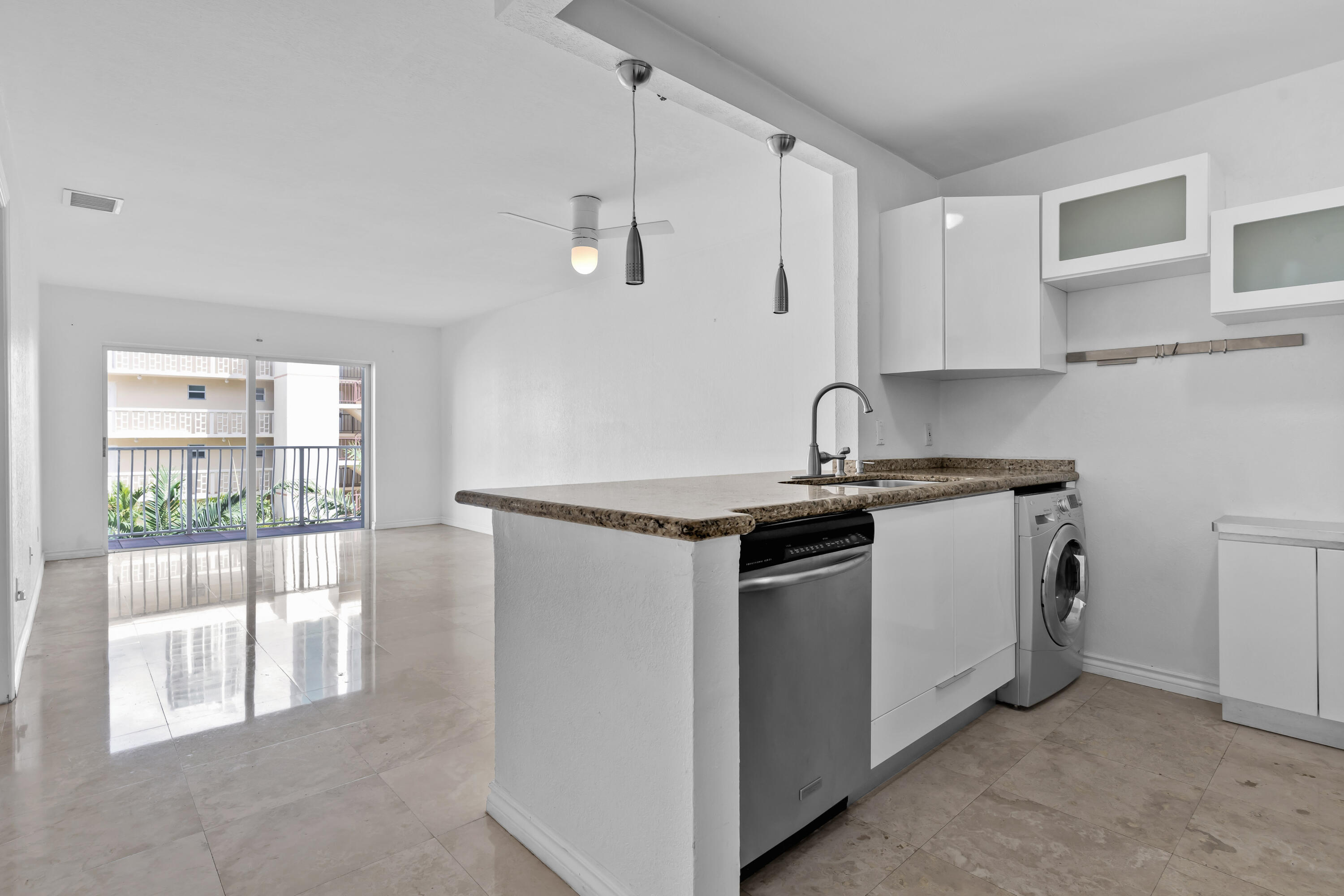 677 NE 24th Street # 504, Miami FL 33137