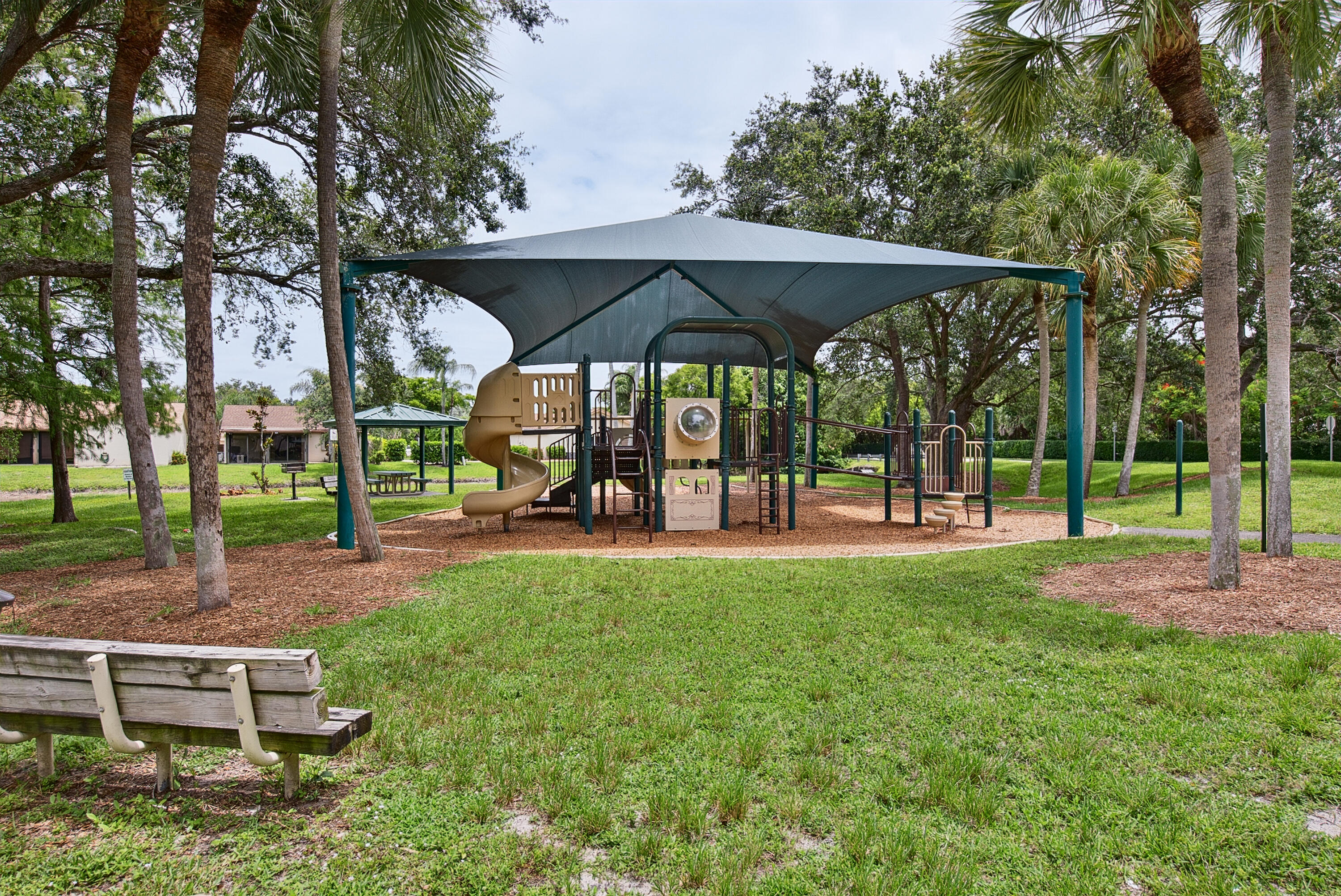 4413 NW 22nd Road # 404, Coconut Creek FL 33066