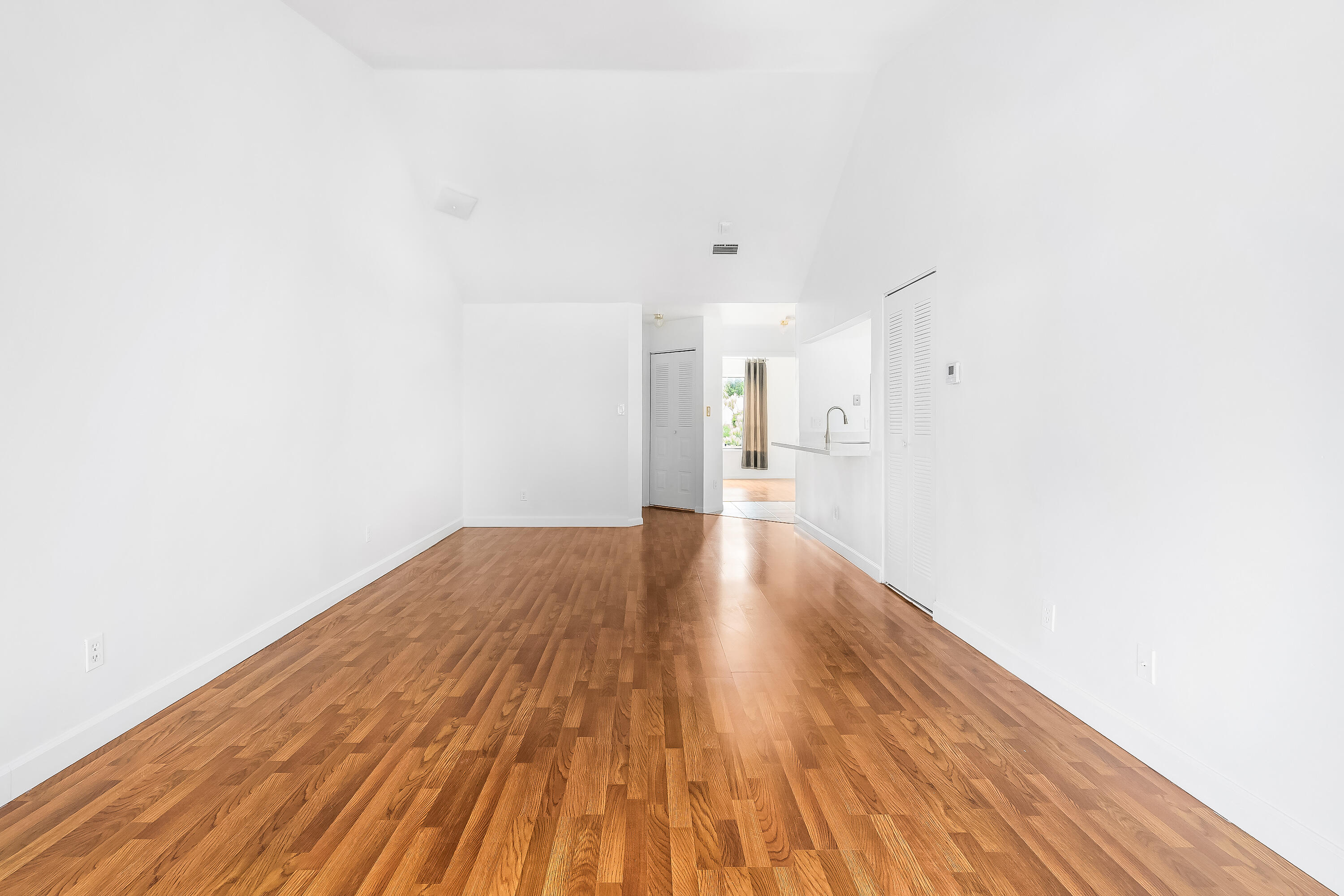 950 Coral Club Drive # 950 — Photo 3