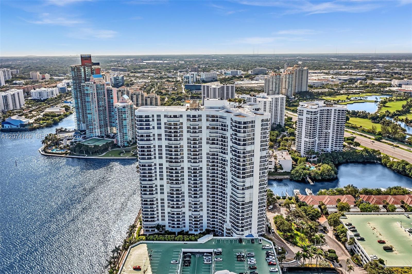 3530 Mystic Pointe Dr # 411 — Photo 4
