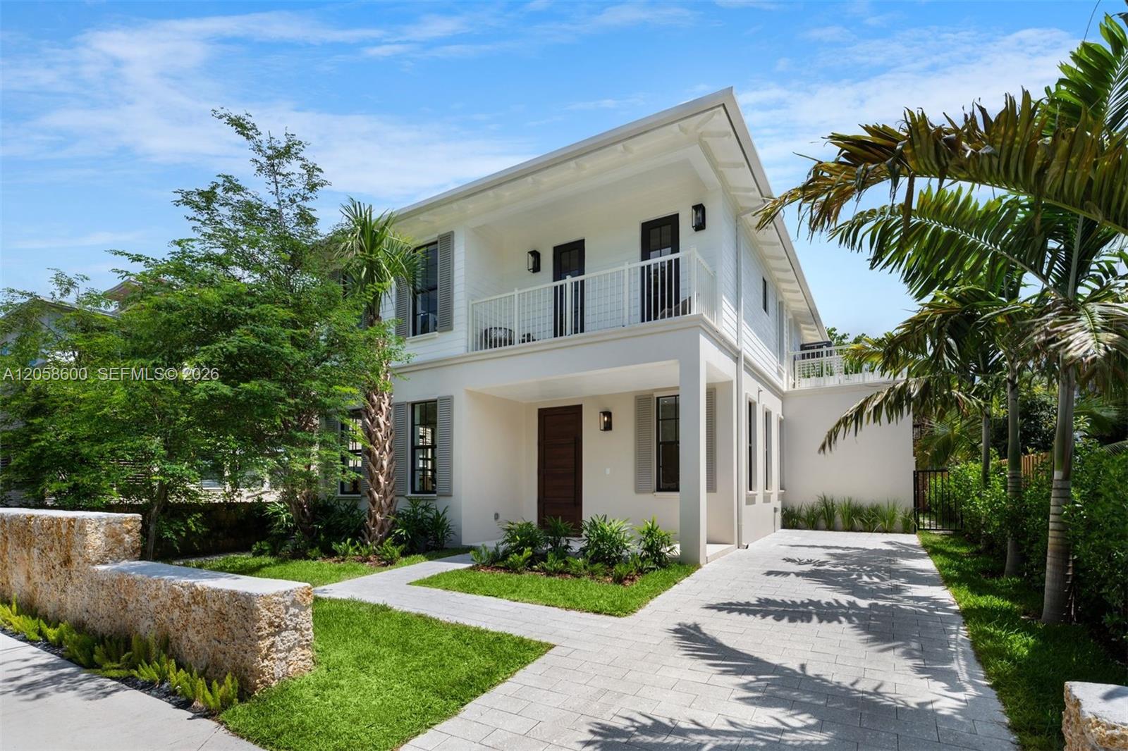 3372 Charles Ave, Miami FL 33133