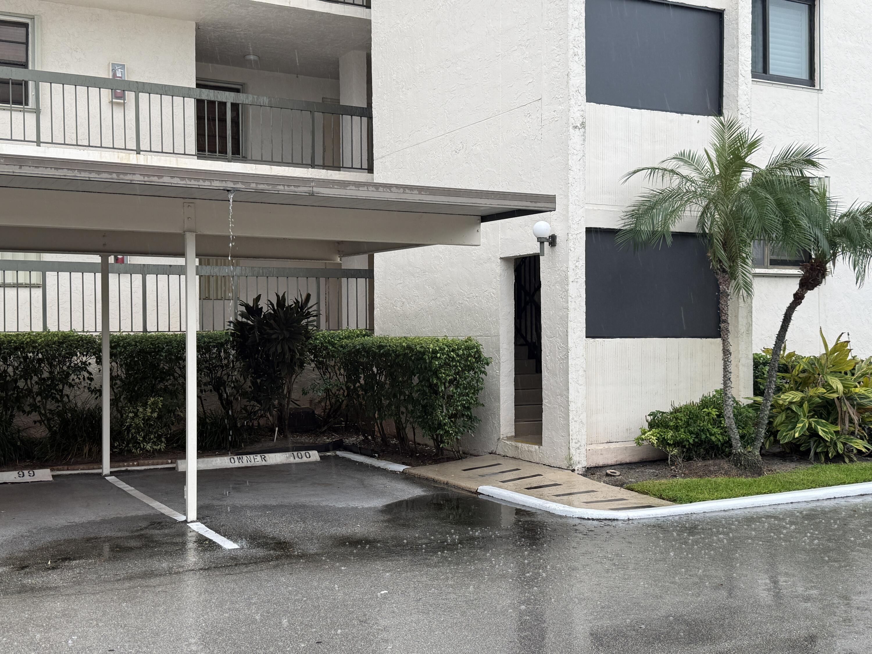 7030 HALF MOON Circle # 121 — Photo 3