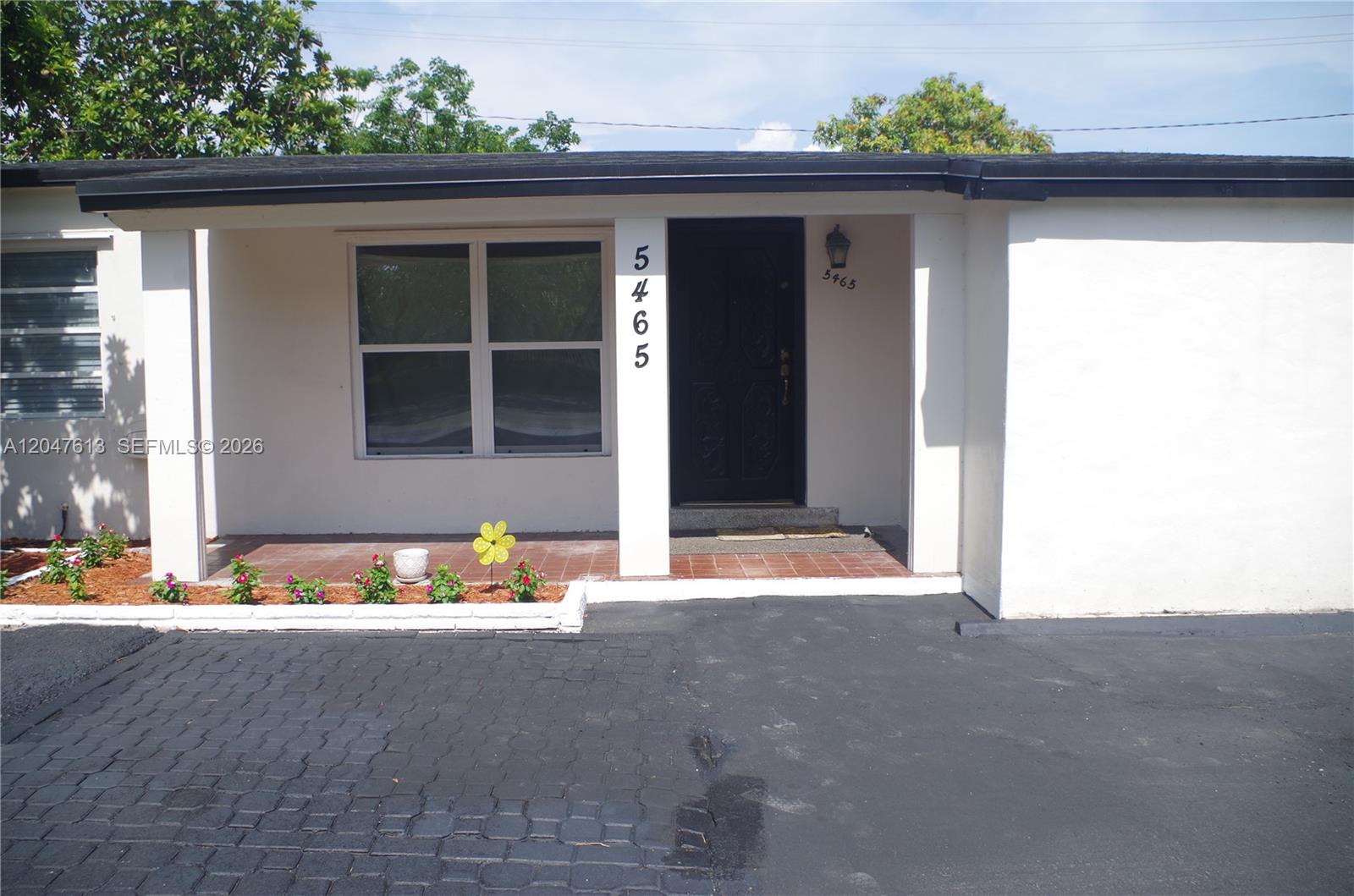 5465 N Andrews Ave, Oakland Park FL 33309
