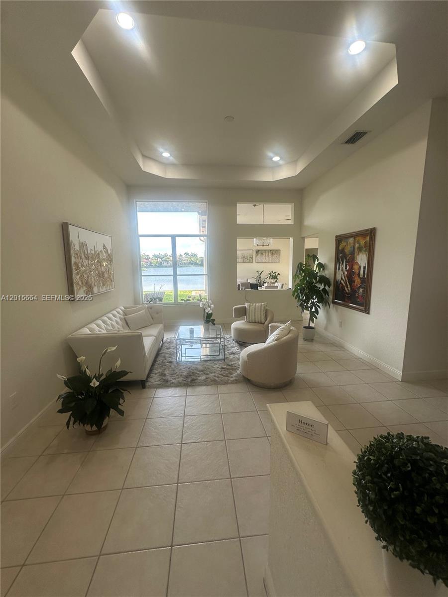 18571 SW 44th St — Photo 5