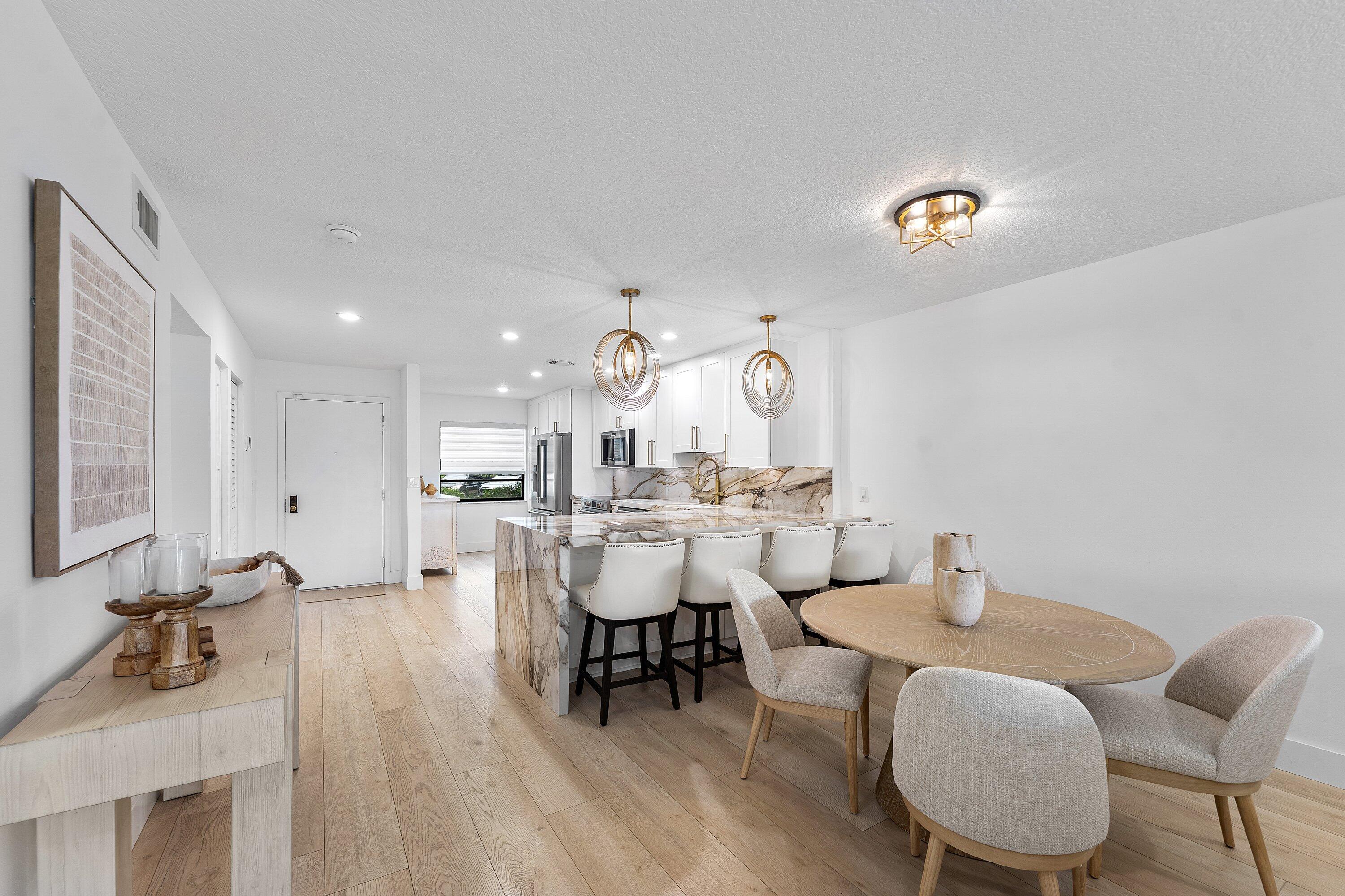 11 SOUTHPORT Lane # E — Photo 3