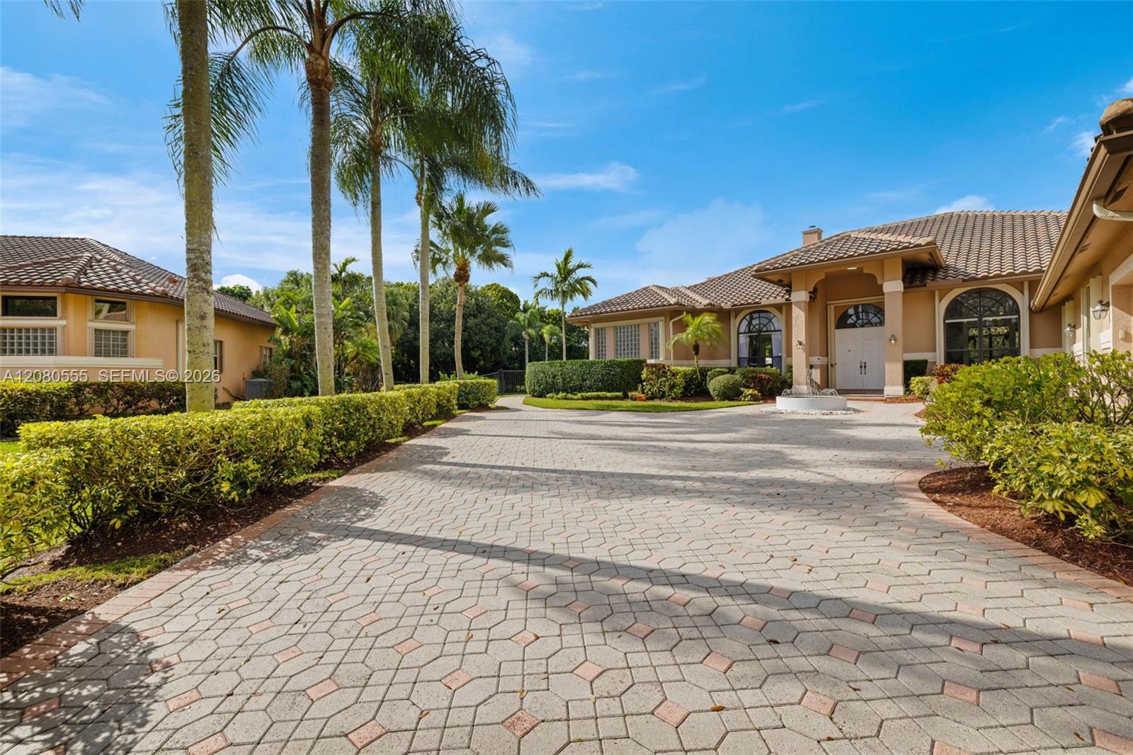 11613 NW 5th St, Plantation FL 33325