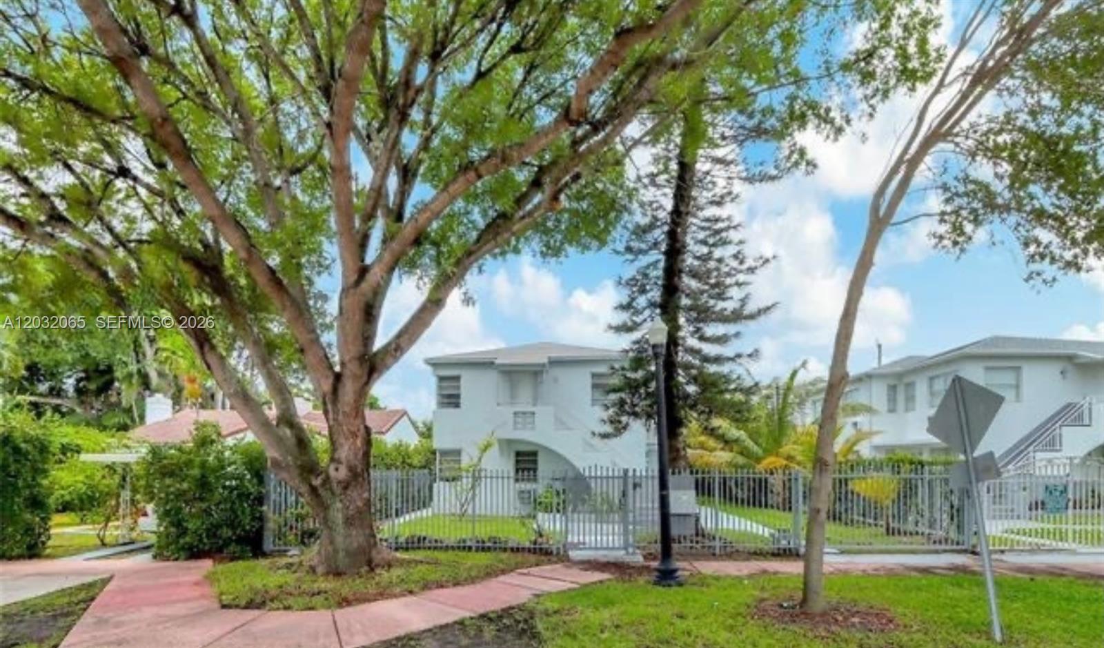 1730 Marseille Dr # 4, Miami Beach FL 33141