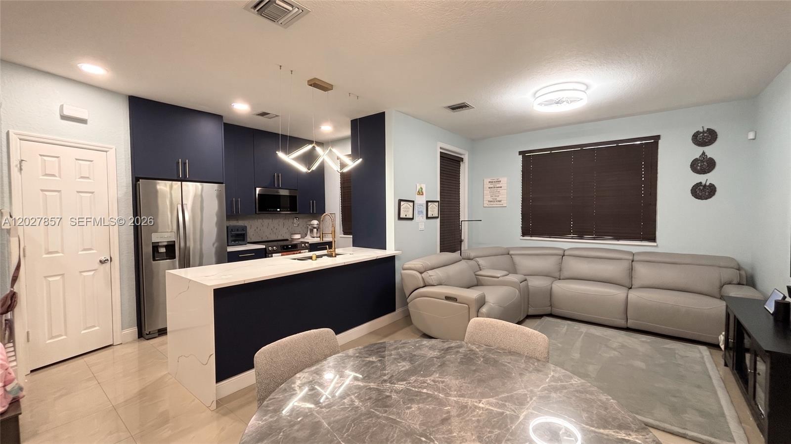1962 SW 60th Ave, North Lauderdale FL 33068