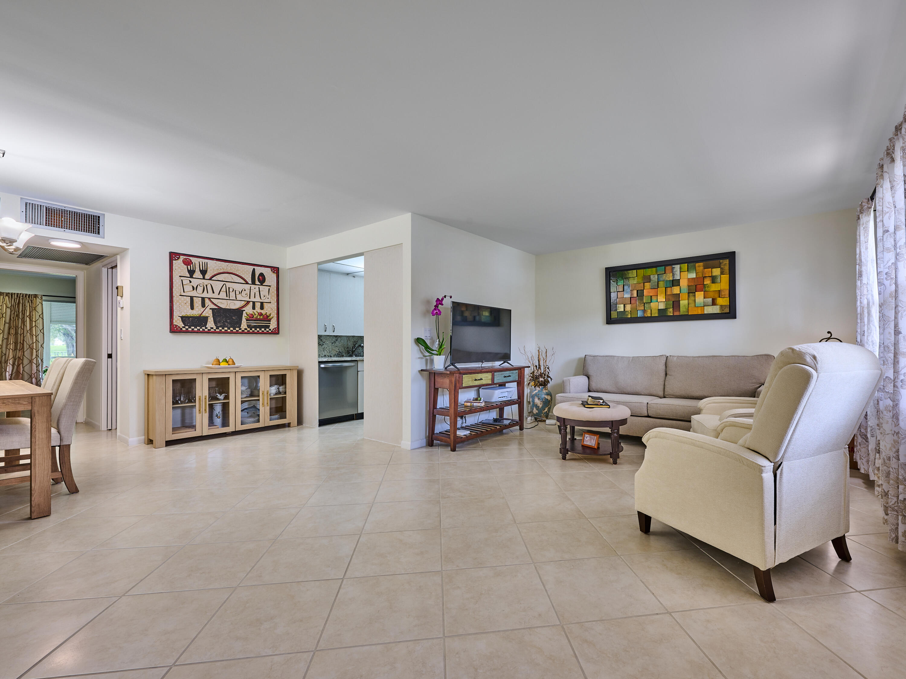 2904 VICTORIA Place # H1 — Photo 5