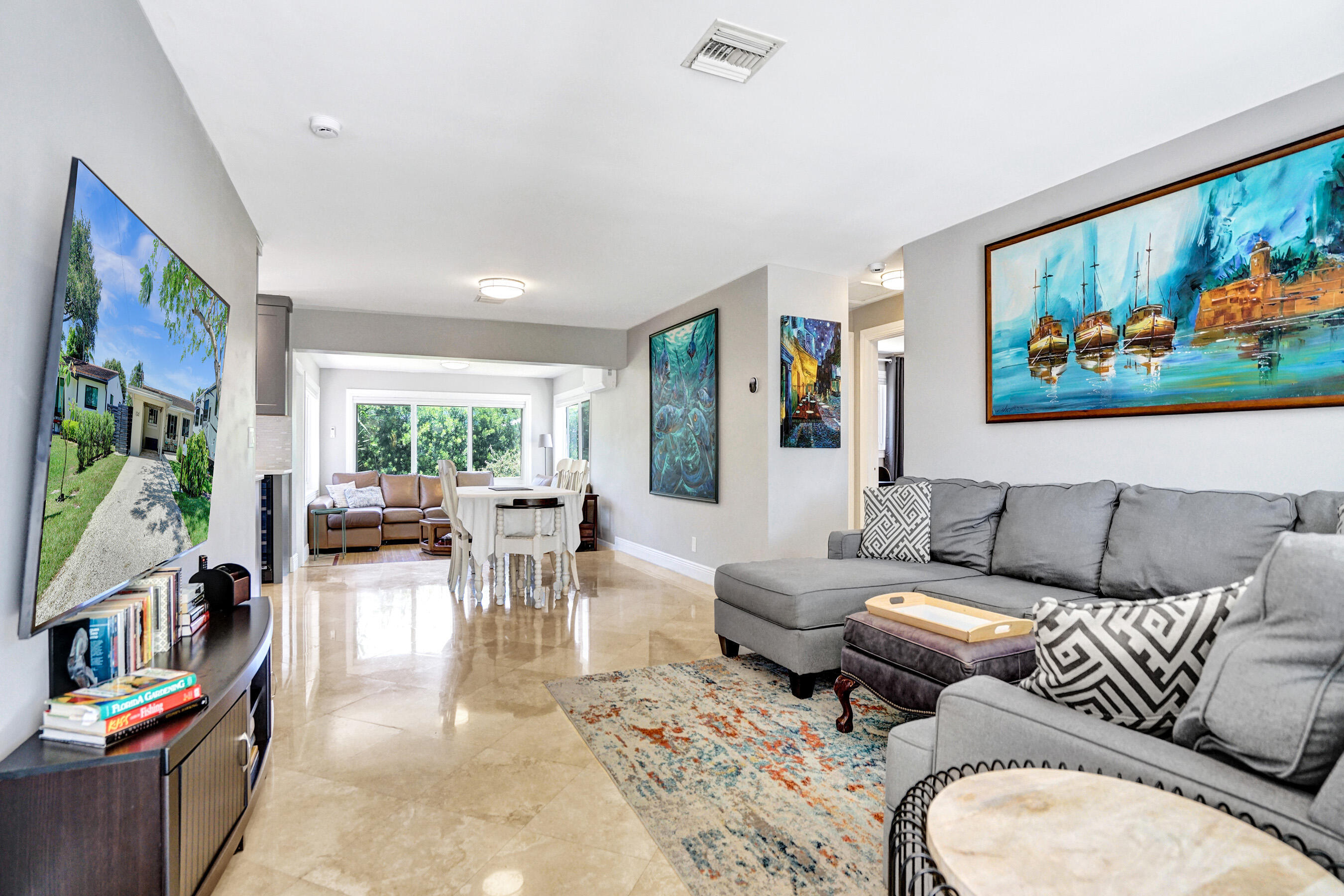 1041 SW 32ND Street — Photo 3