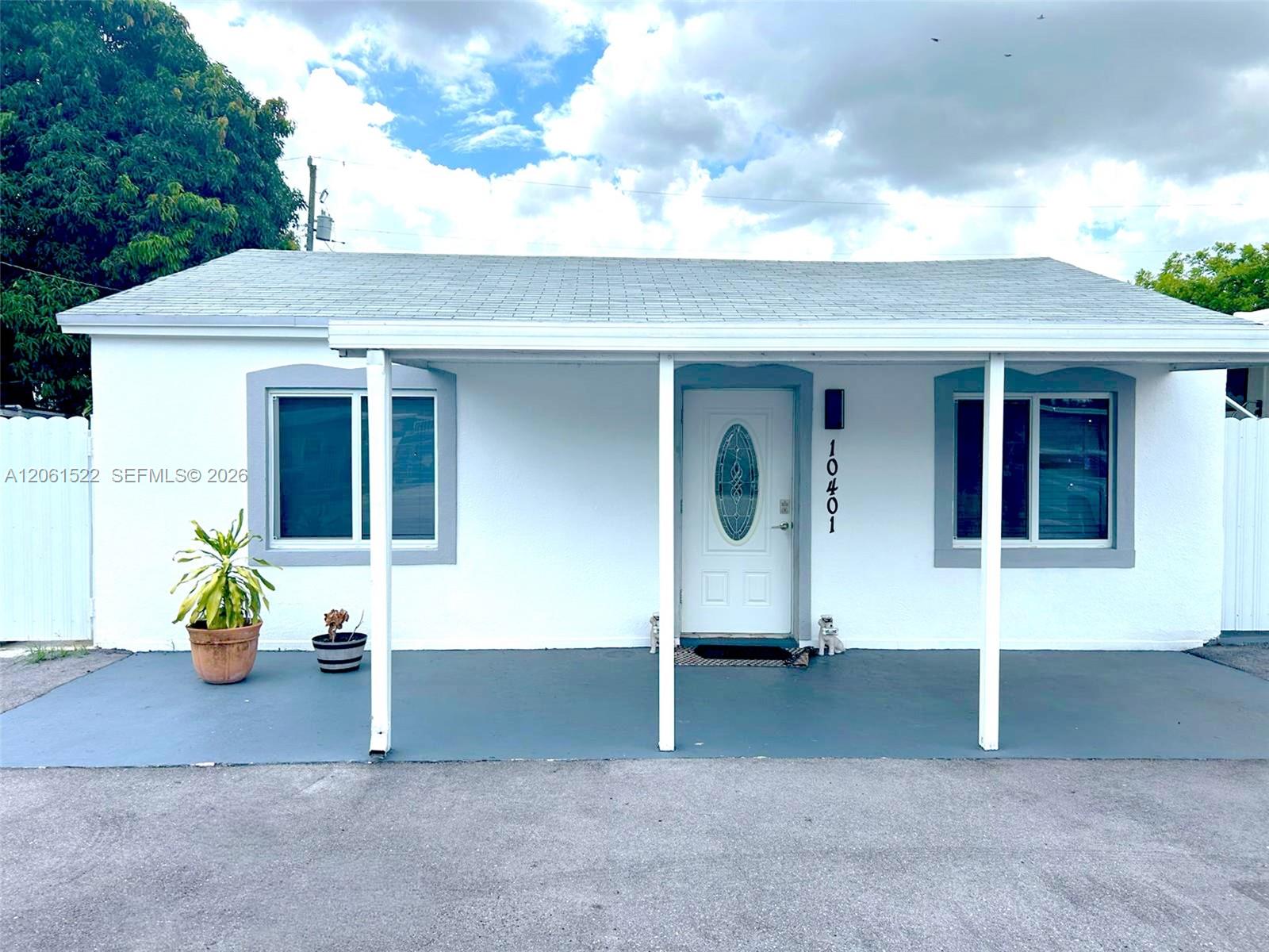 10401 NW 33rd Ave — Photo 2
