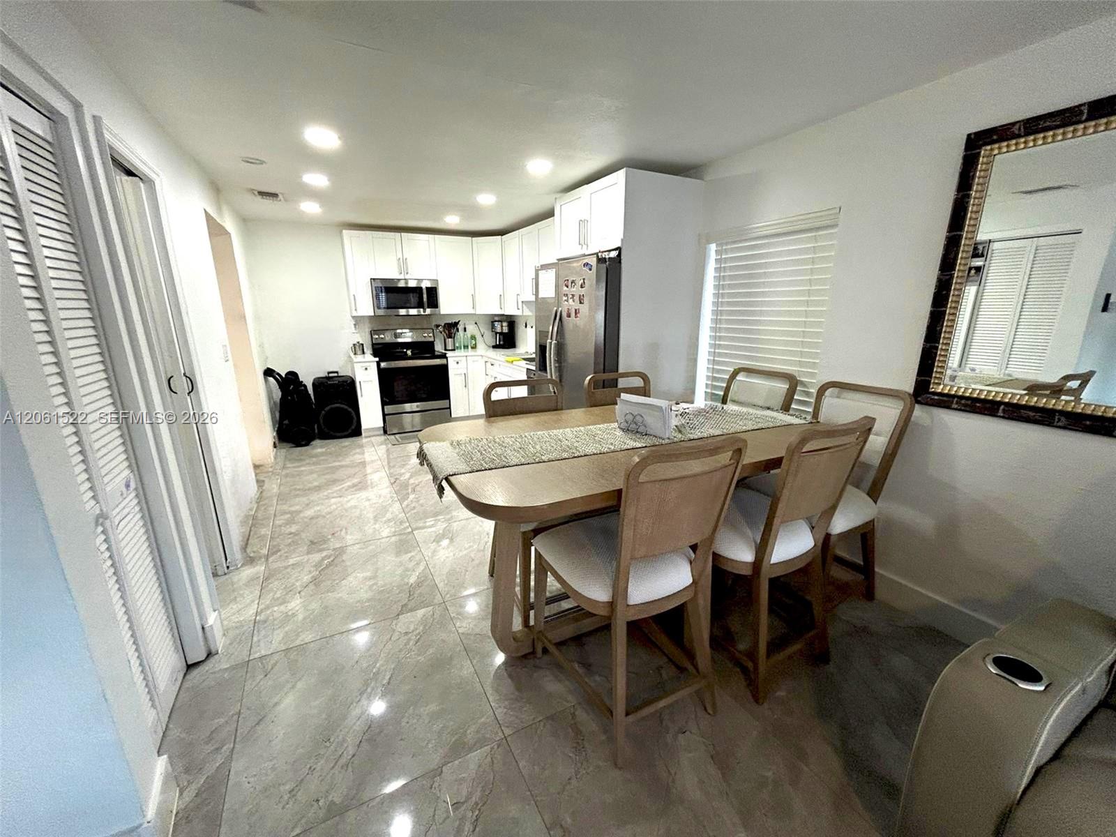 10401 NW 33rd Ave — Photo 5