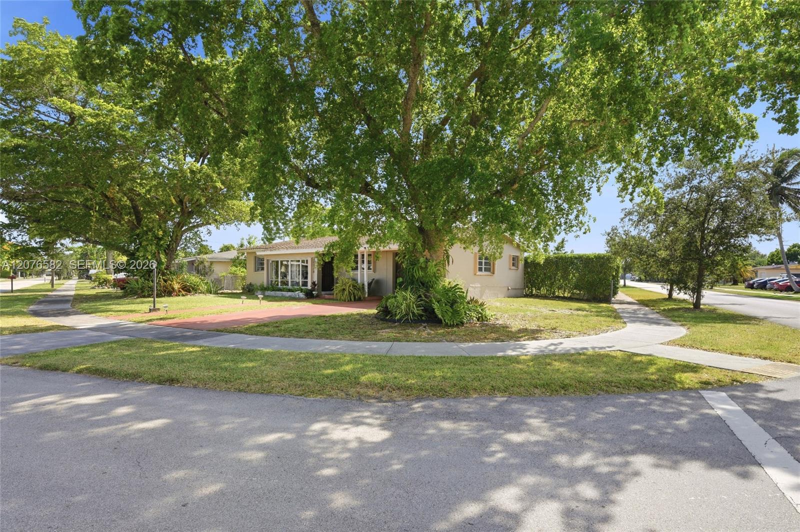20510 Jacaranda Rd — Photo 4
