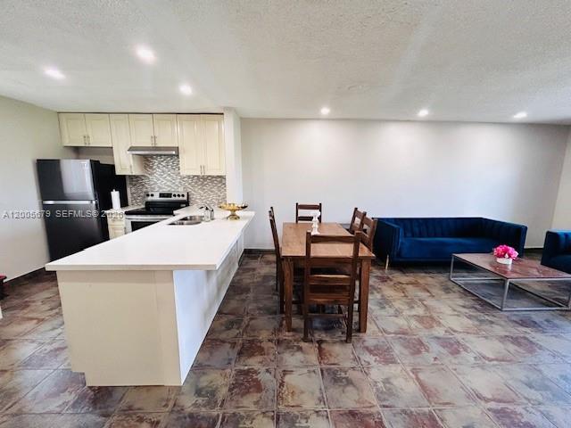 7740 Camino Real # G404, Miami FL 33143