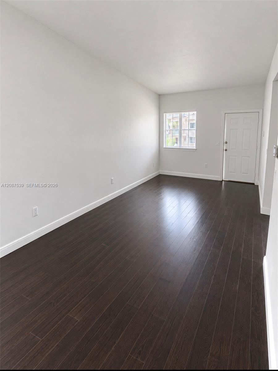 1250 SE 28th Ct # 204 — Photo 4
