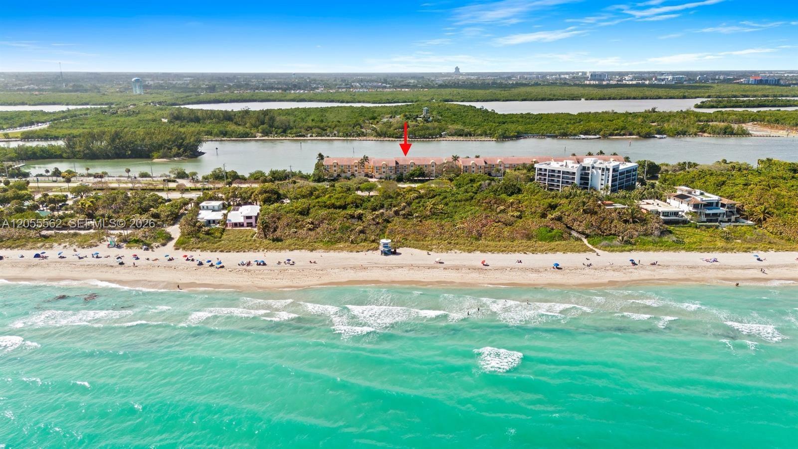 4234 N Ocean Dr, Hollywood FL 33019