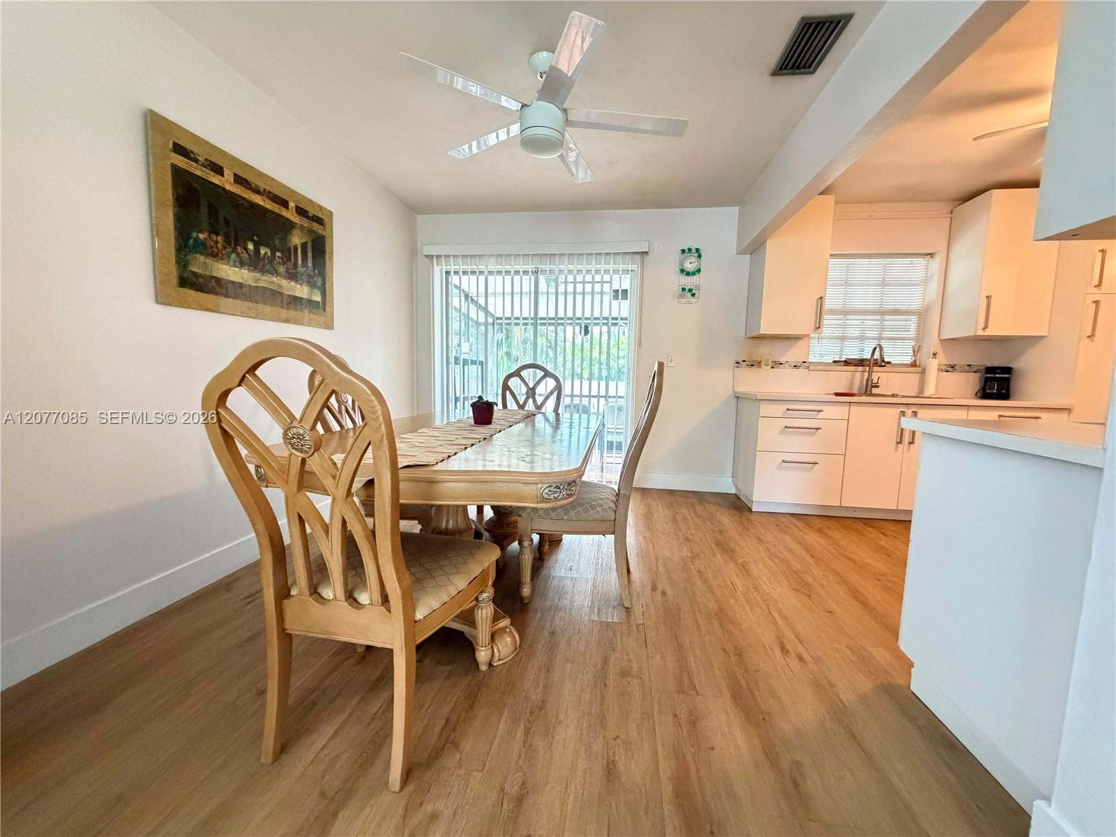 7111 Charleston St — Photo 3