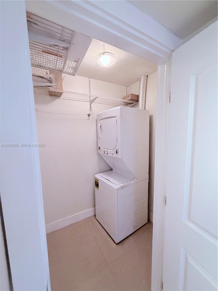 13872 SW 90th Ave — Photo 3