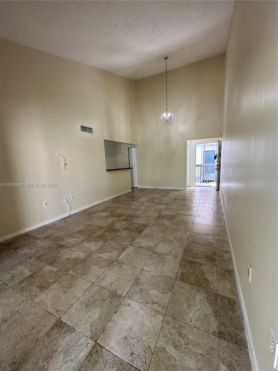 9435 Fontainebleau Blvd # 206 — Photo 3