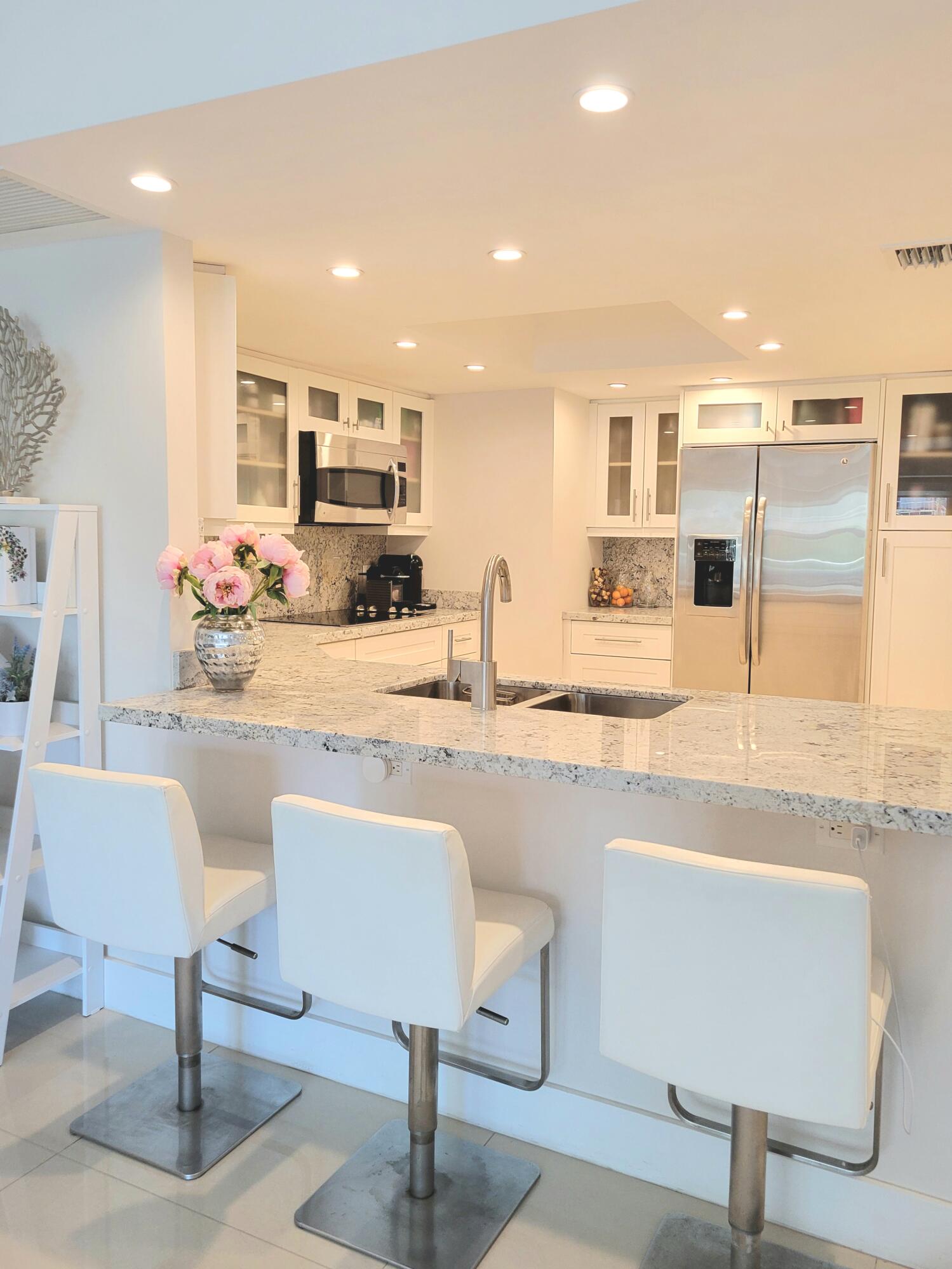 3000 E SUNRISE Boulevard # 2B — Photo 4