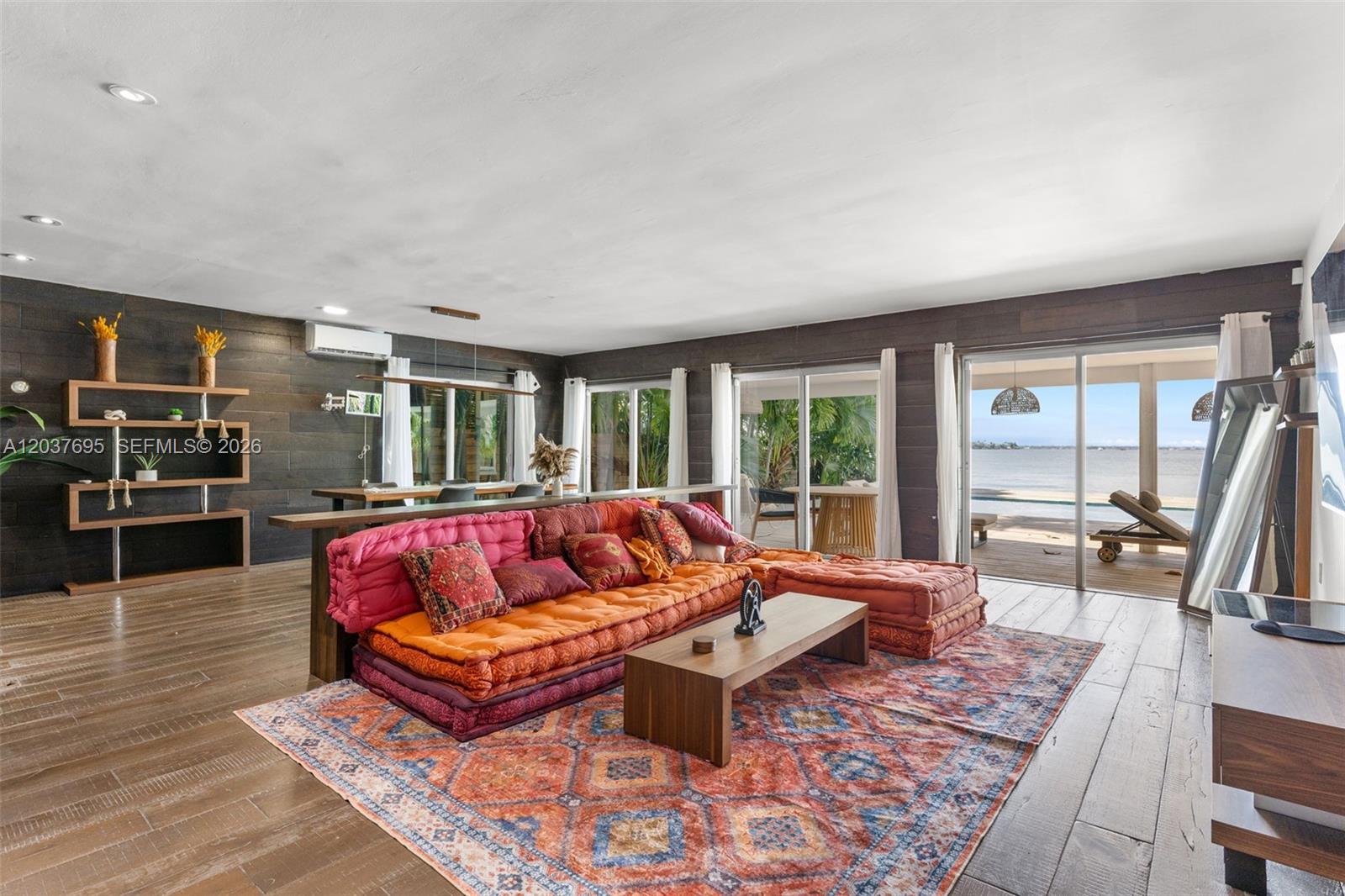 8220 Hawthorne Ave View 5