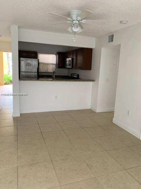 1522 Lake Crystal Dr # B, West Palm Beach FL 33411