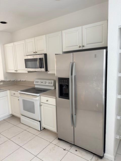 677 NW 42nd Ave # 677 — Photo 2