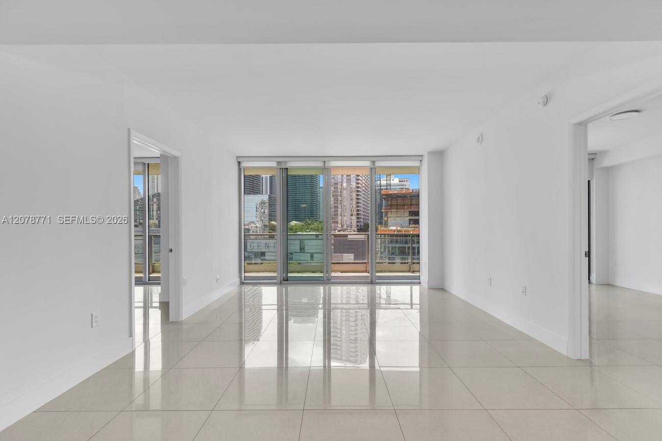 92 SW 3rd St # 1403 — Photo 2
