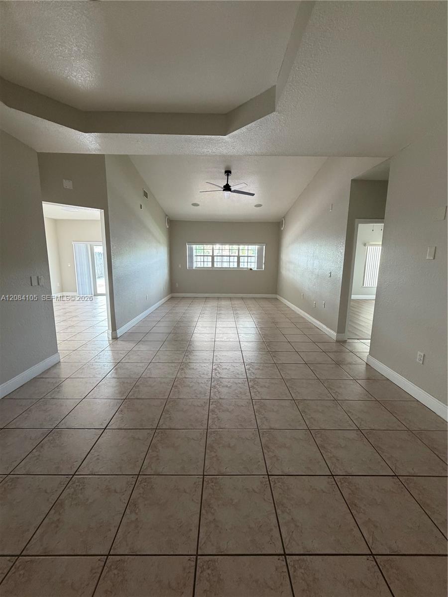 15457 SW 150th St # 15457 — Photo 2