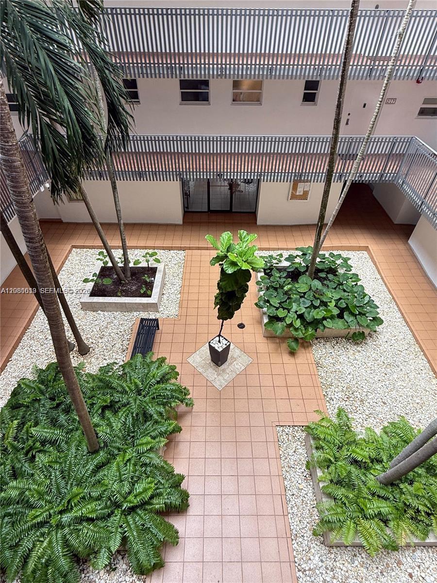 100 Ocean Lane Dr # 303 — Photo 2
