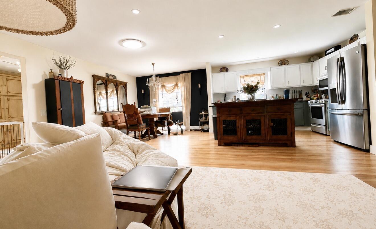 6317 Overland Drive — Photo 5