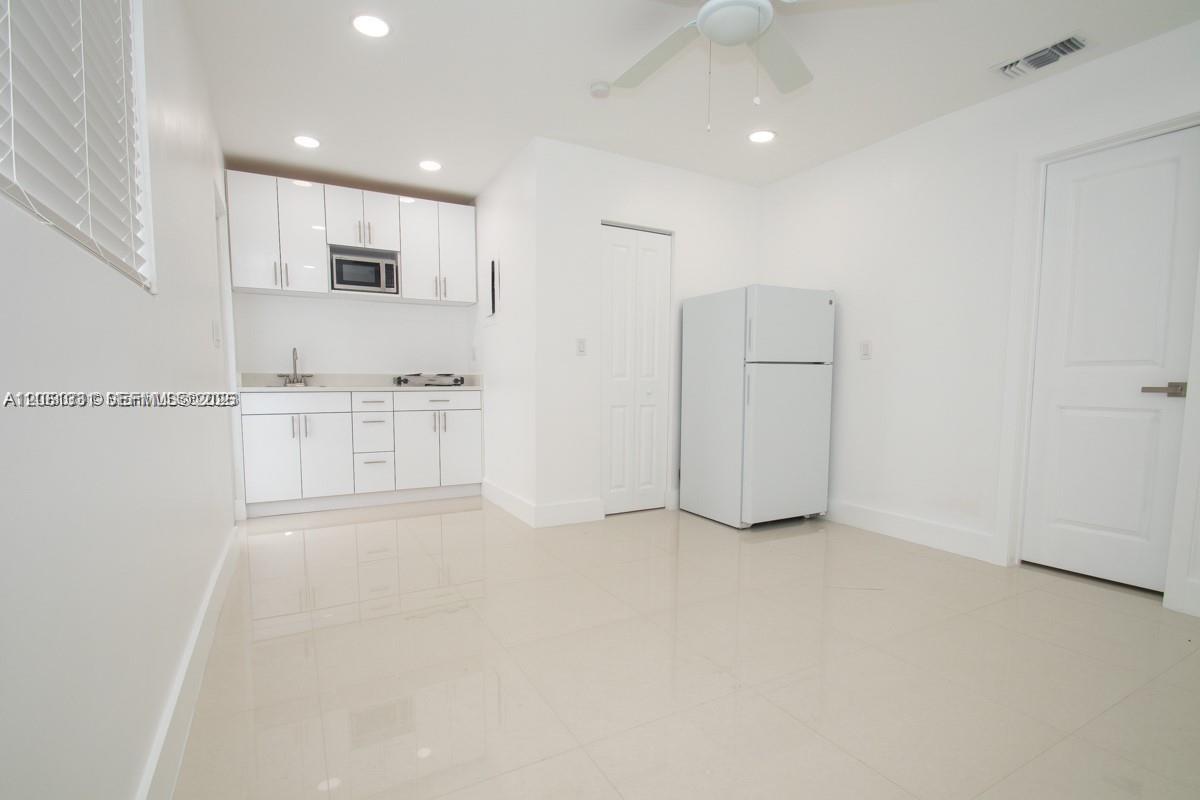 233-B NW 53rd Ave # 1, Miami FL 33126