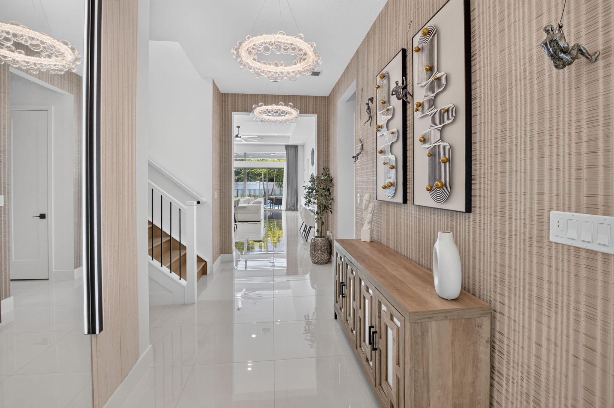 9124 Silver Marsh Lane — Photo 3