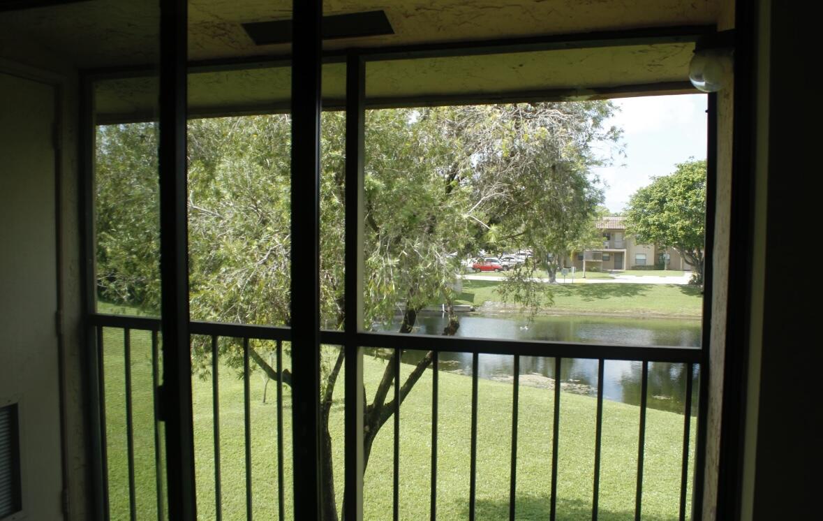 21943 REMSEN Terrace # 204 — Photo 5