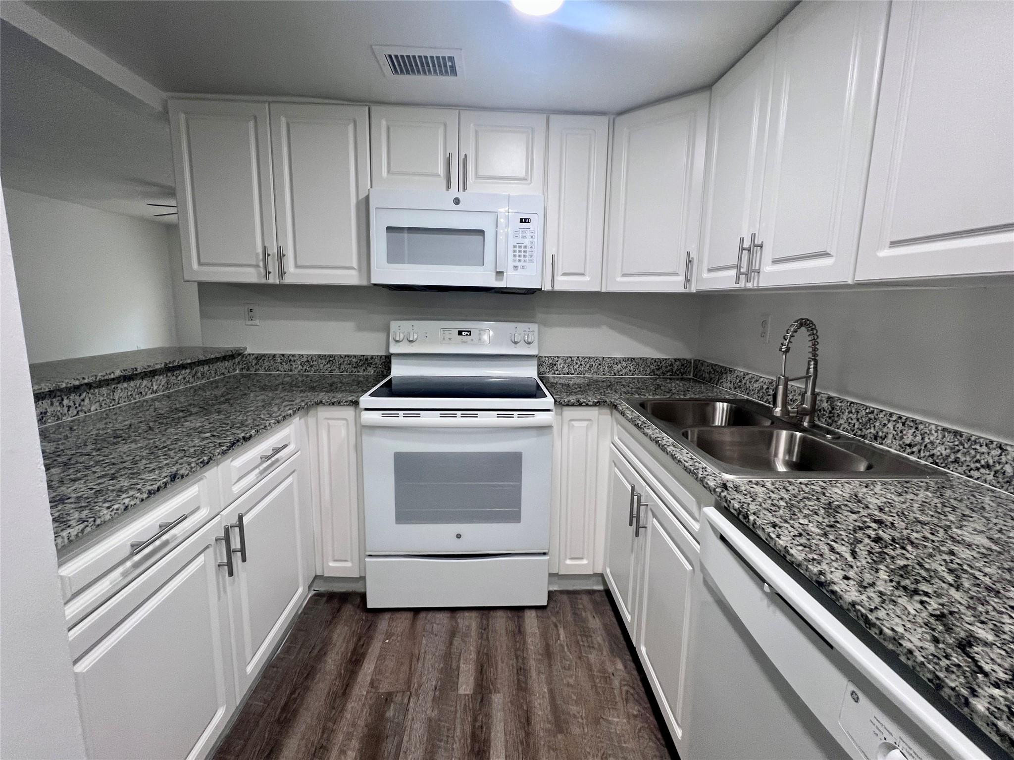 17350 NW 68th Avenue # 315, Hialeah FL 33015