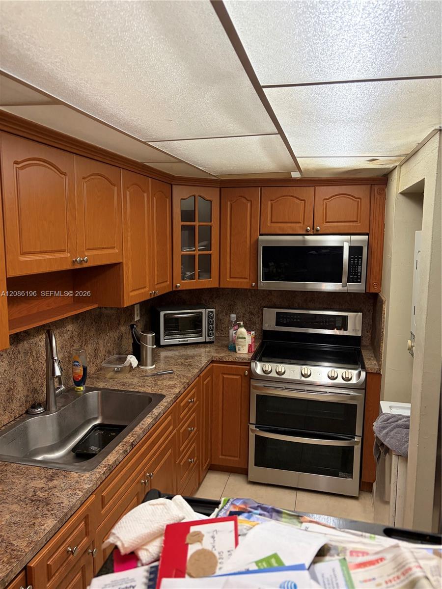 10090 NW 80 CT # 1327 — Photo 3