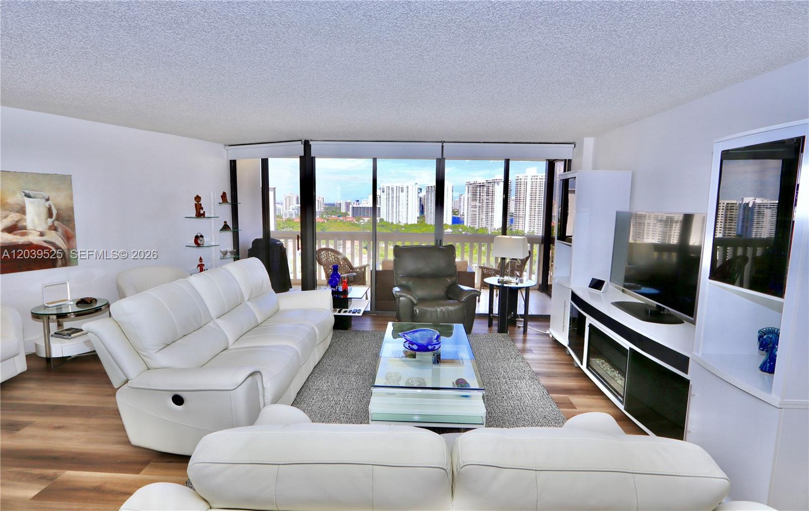 1000 Island Blvd # 2005, Aventura FL 33160