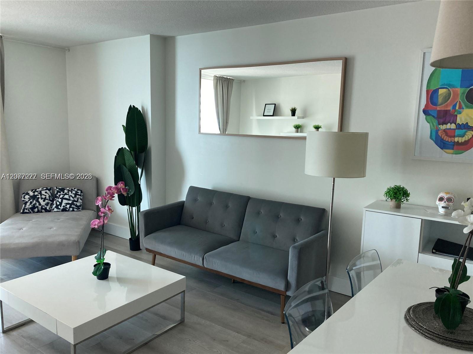 1200 Brickell Bay Dr # 3705 — Photo 5