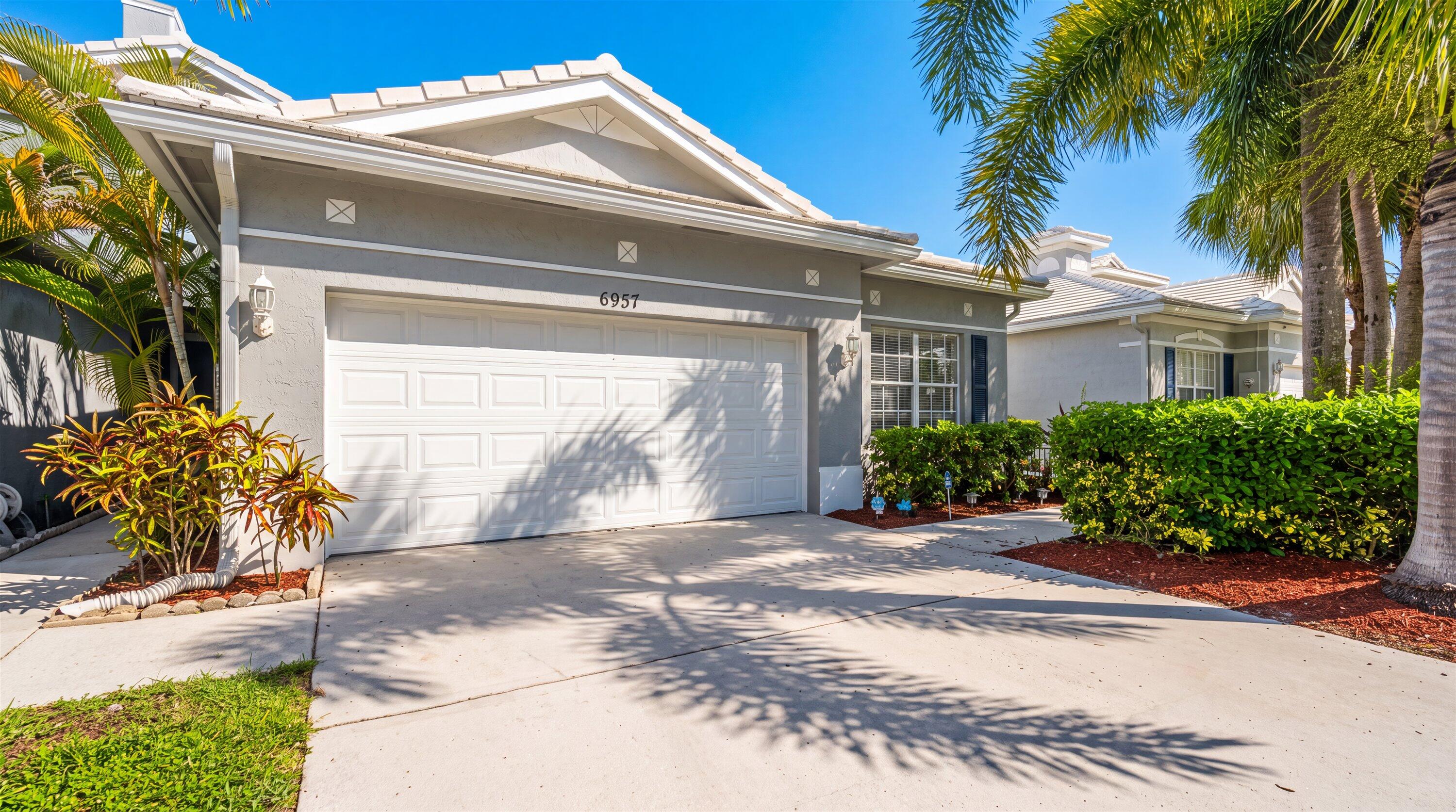 6957 BLUE SKIES Drive, Lake Worth FL 33463