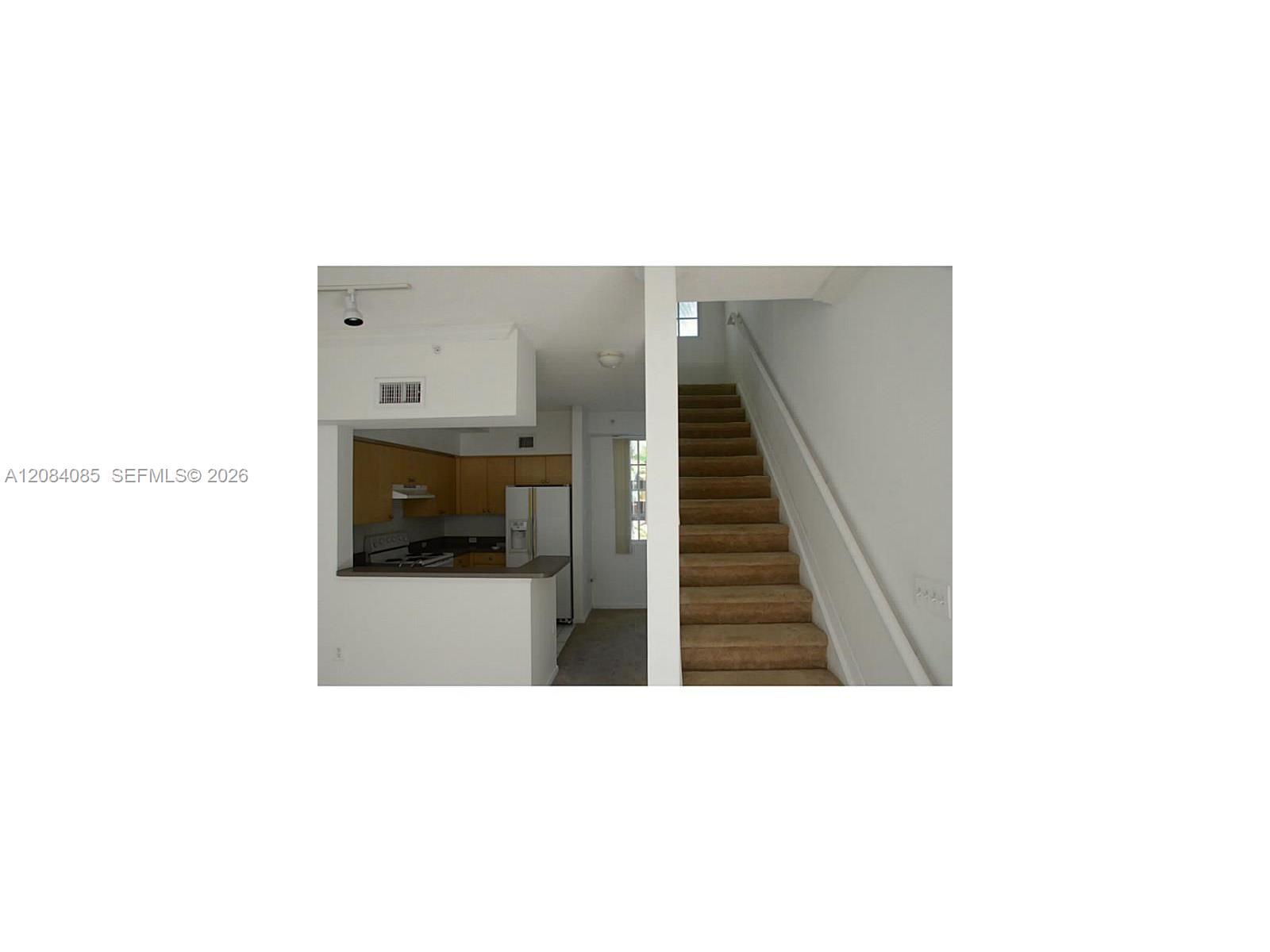 2931 NE 185th St # 1101 — Photo 5