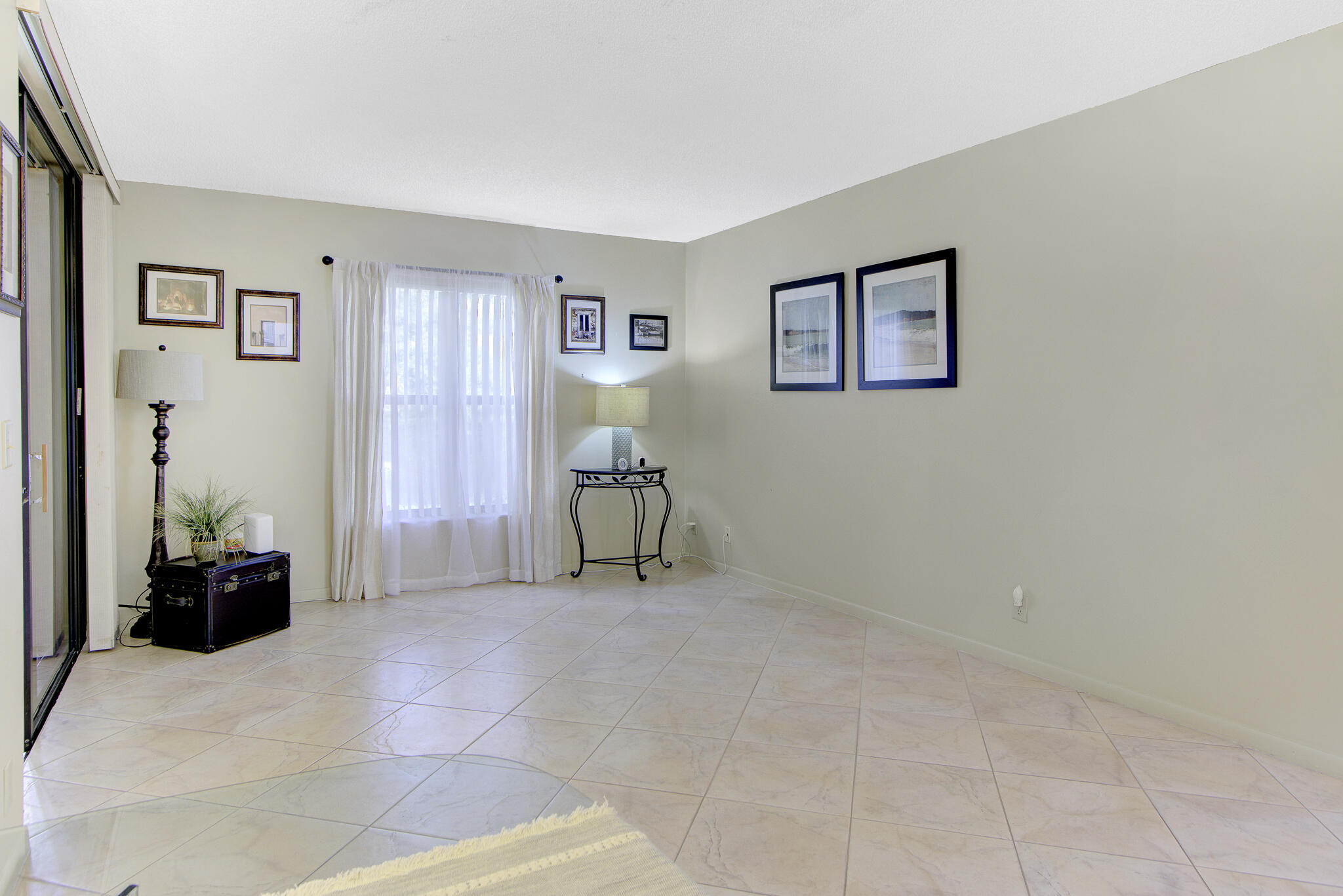 4480 Carambola Circle S — Photo 4