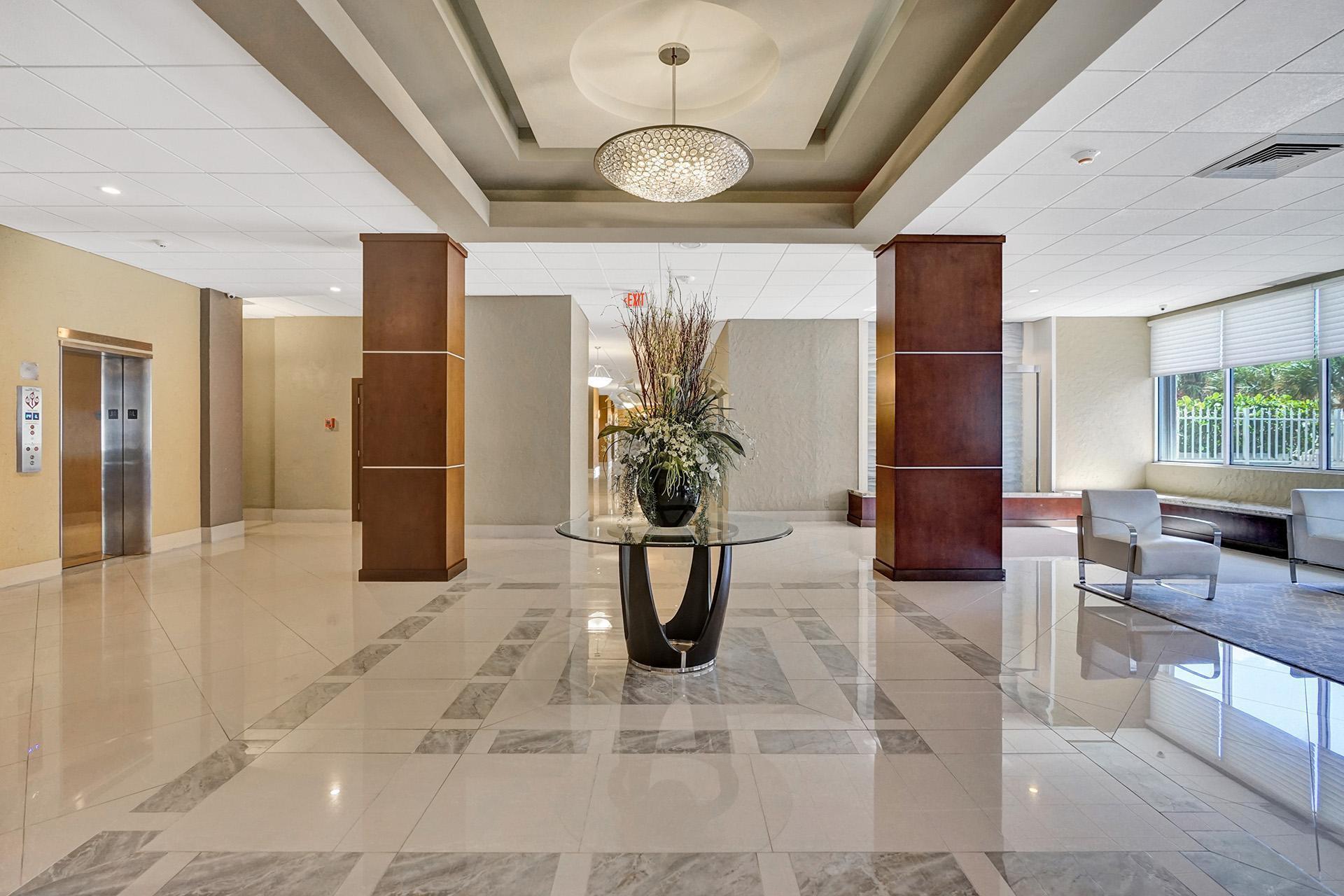 4250 Galt Ocean Drive # 1A — Photo 3