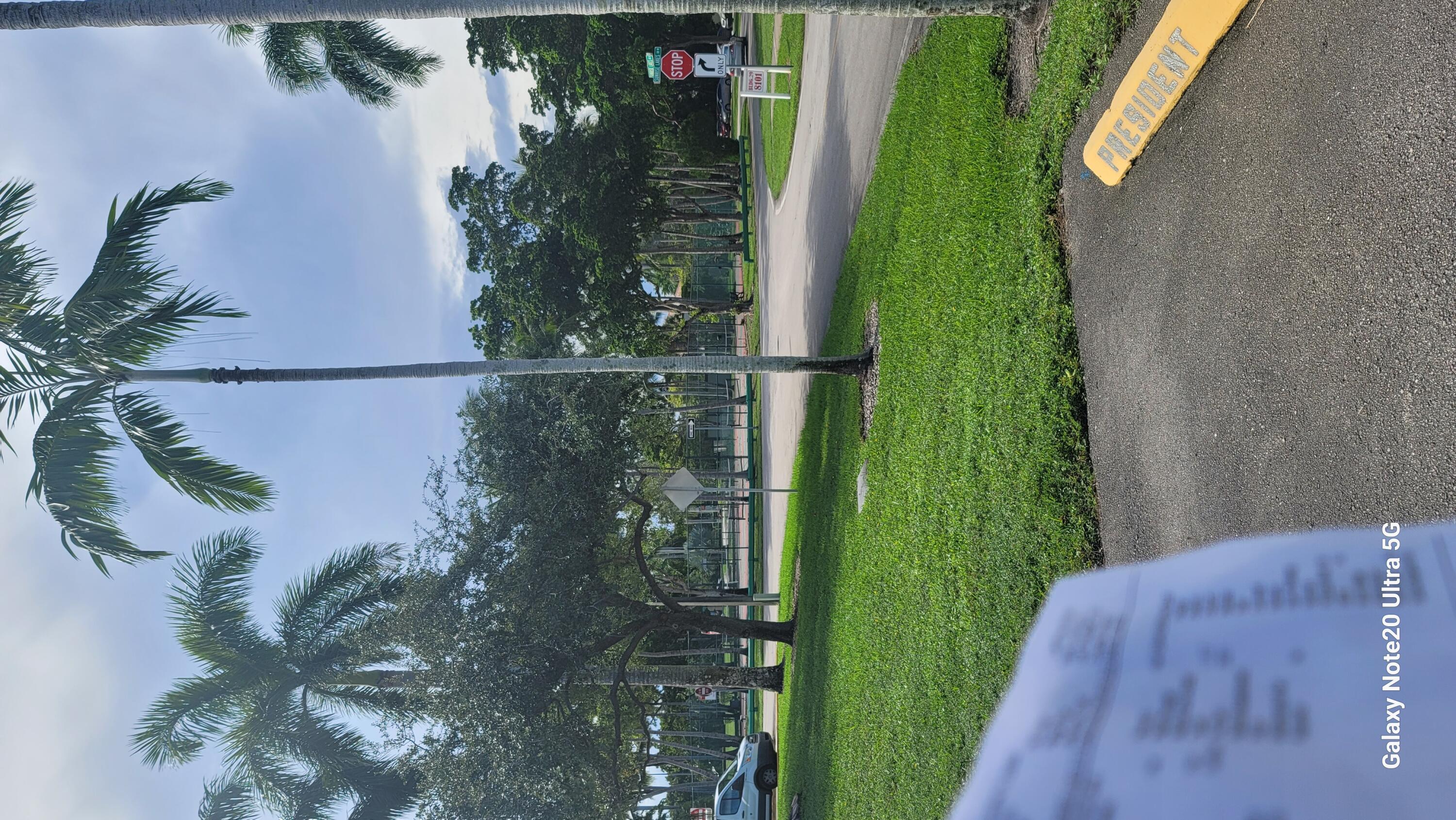 8060 N Sunrise Lakes Drive # 305, Sunrise FL 33322