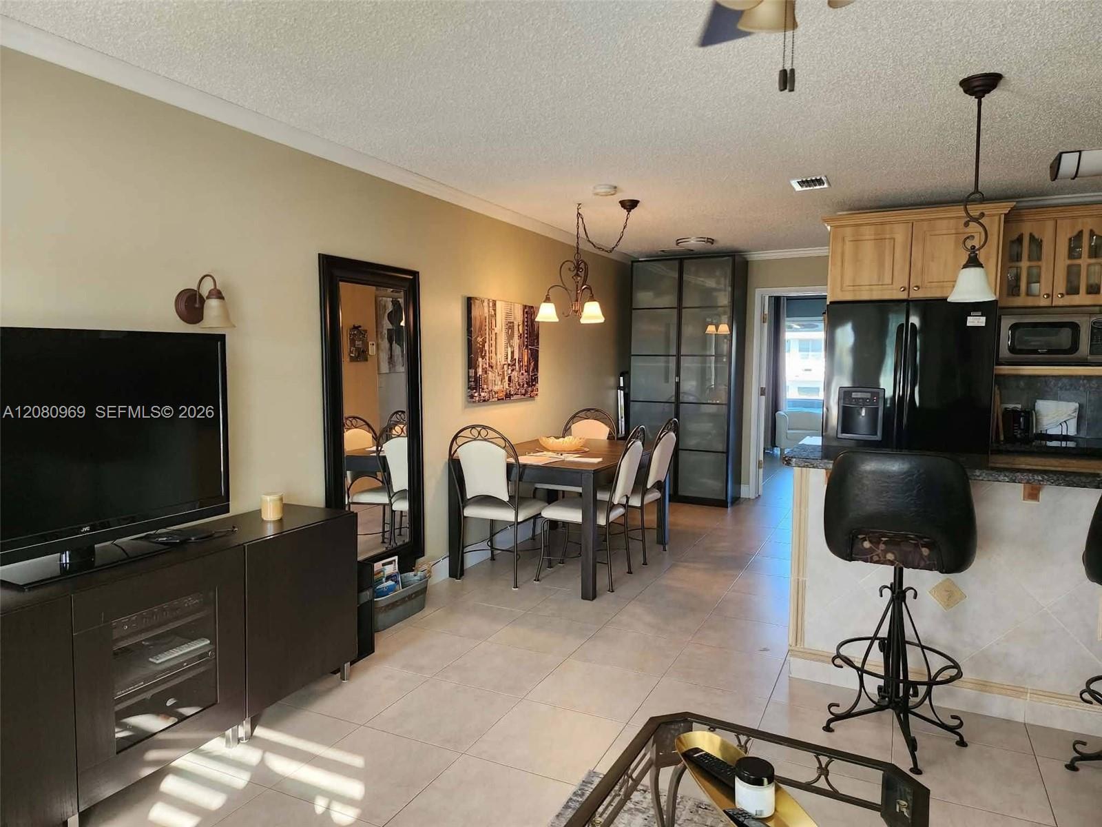 15600 NE 6th Ave # 27D, Miami FL 33162