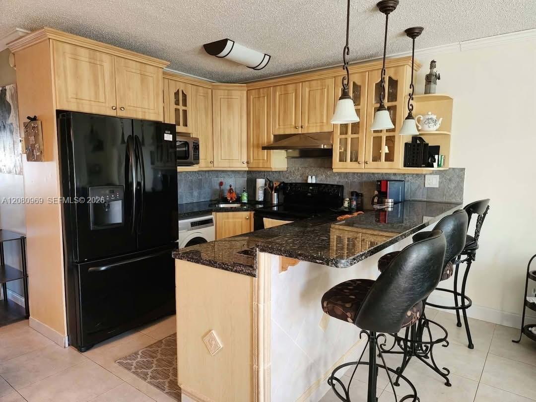 15600 NE 6th Ave # 27D — Photo 3